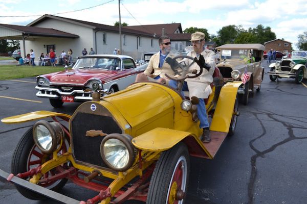 Reenactment of Haynes and Apperson historic demonstration of their Pioneer automobile